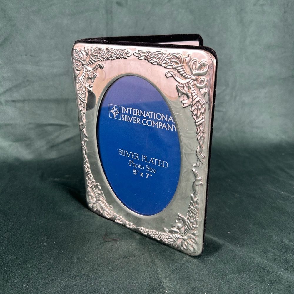 Vintage International Silver Company Silver Plated Photo Frame Picture Album